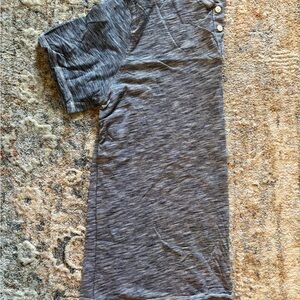 Men's Gray Button-Up Shirt